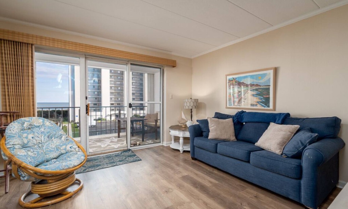 North Ocean City Condo | Adorable 2 bedroom 2 bath condo in desirable North Ocean City