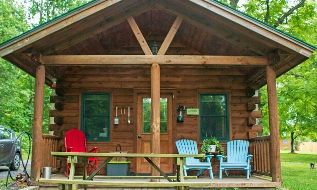 Lodi Cabin | Aspen Cabin: Dog-friendly cabin with hot tub and breakfast delivered daily!