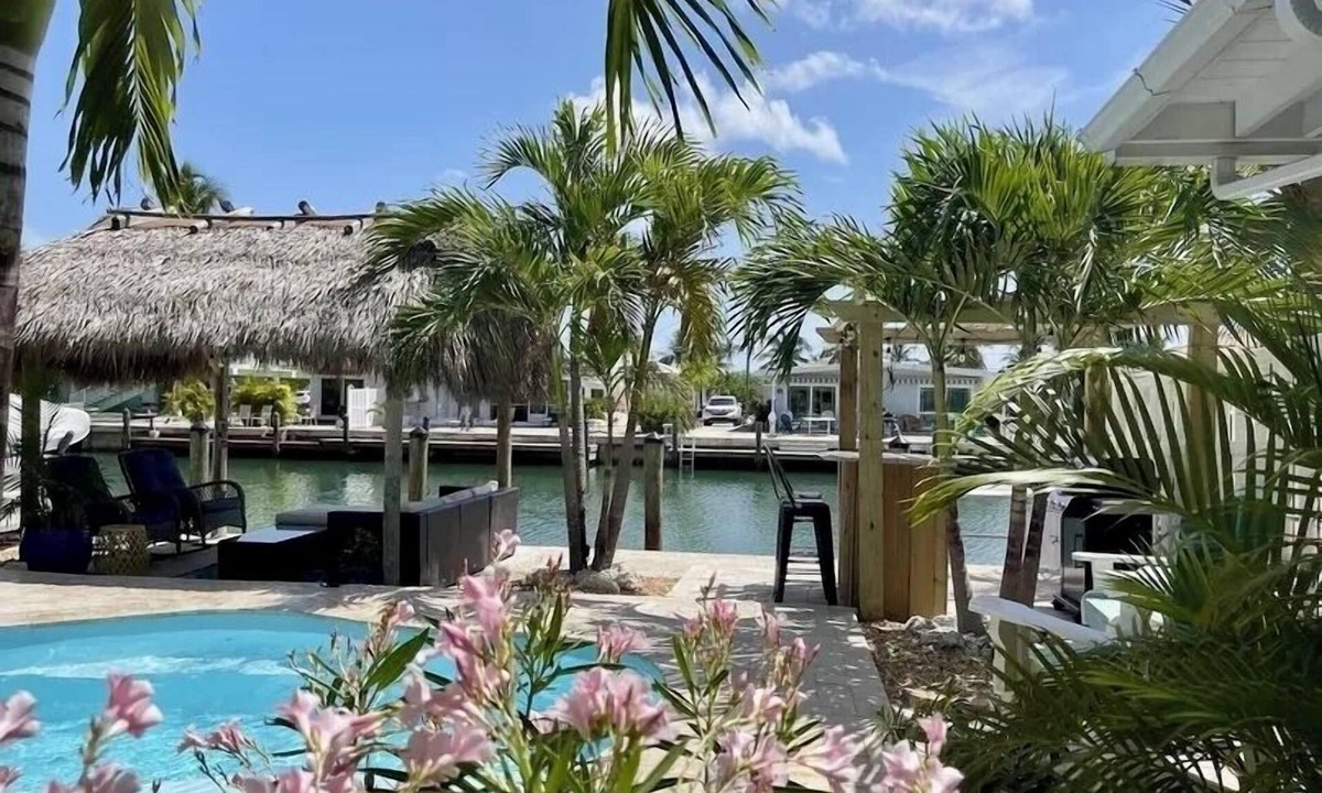 Key Colony Beach House | BEST! 2BR/2BA/w Private Pool. 37.5" Dockage/Voted BEST Backyard in KCB 11th ST.