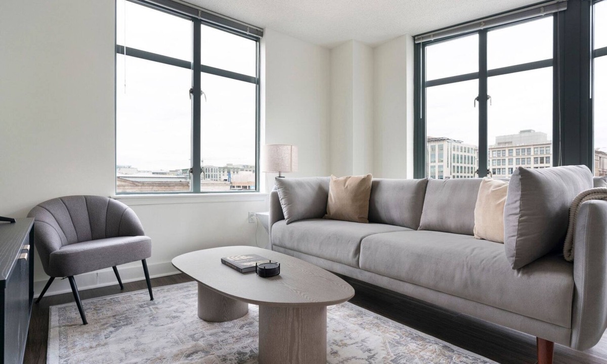 Penn Quarter Apartment | Blueground | Penn Quarter, fitness center, nr National Gallery of Art