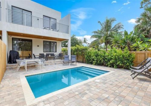 Tarpon River House | Brand New 3BR Townhome w Private Pool, FLL, Las Olas