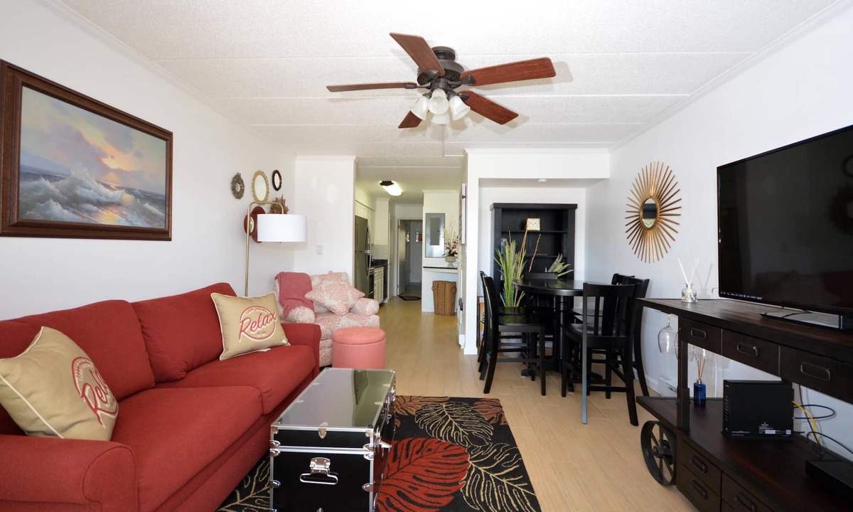 Midtown Ocean City Condo | Come and stay at this modern, one bedroom condo with an outdoor pool locate in midtown and just a few steps away from the beach!