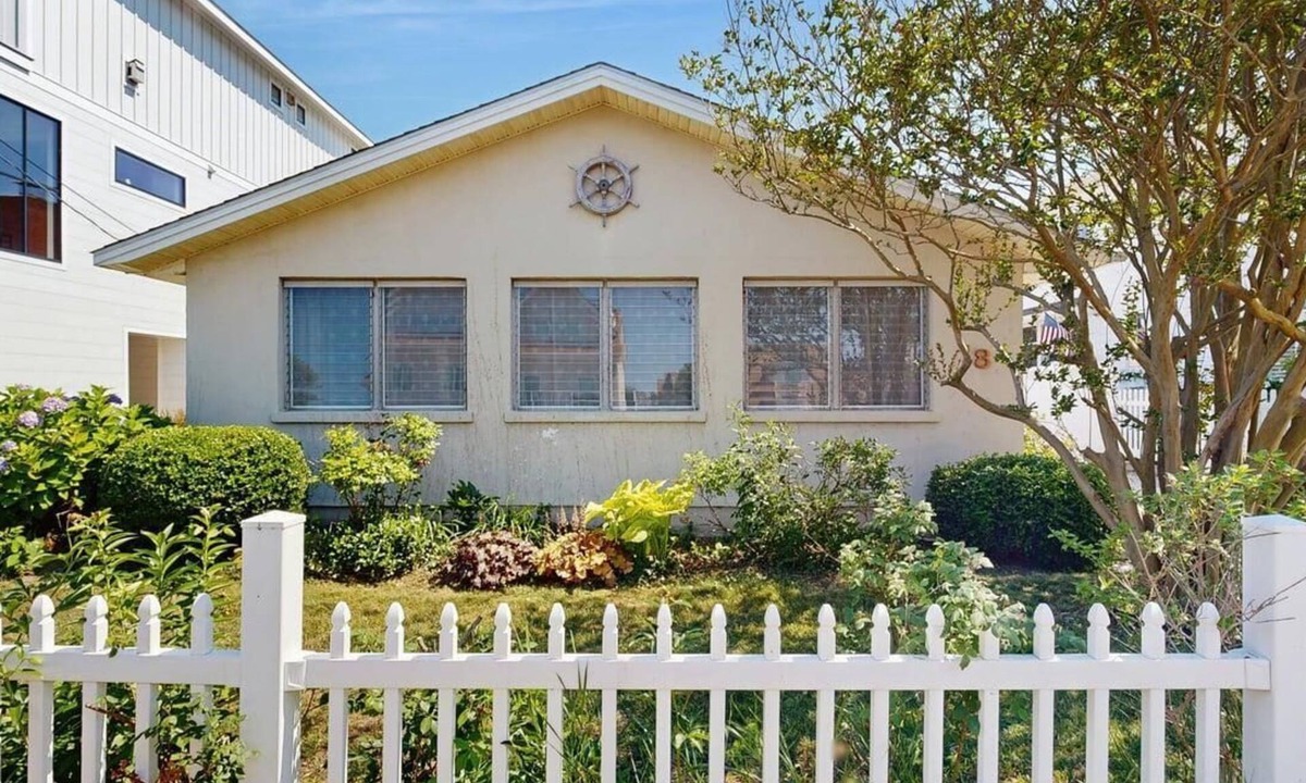 Rehoboth by the Sea House | Dewey Beach - 18 Chicago St