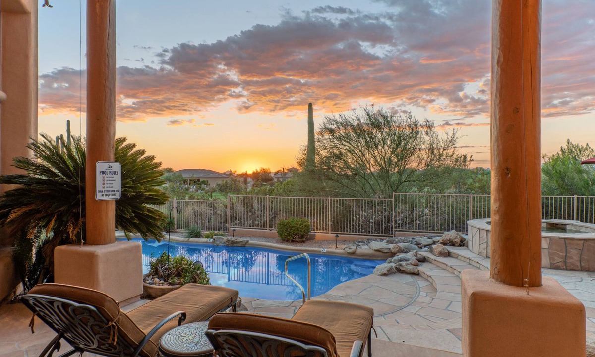 Las Sendas House | Golf Colony w/Golf, Mt & City Views: Salt H2O Pvt POOL, Spa, Kiva Fireplace, TVs All BRs