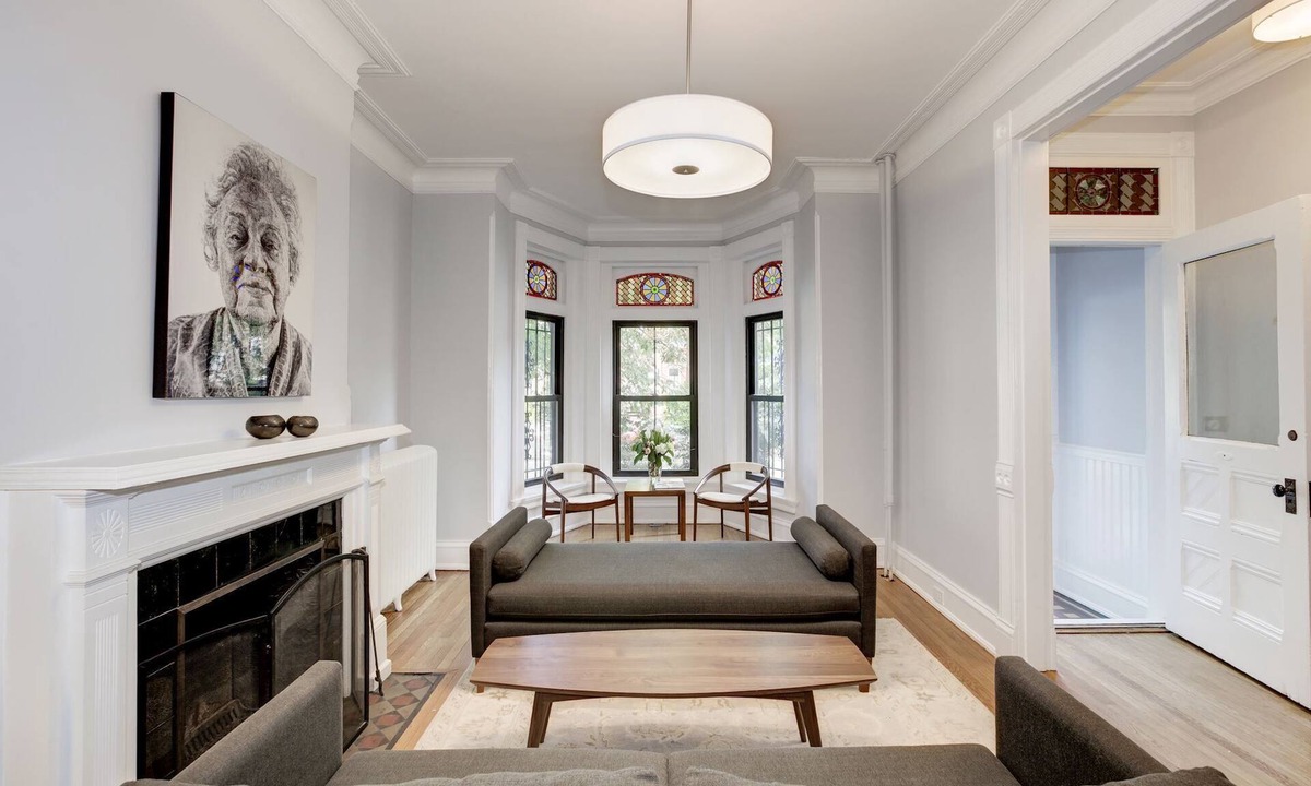Logan Circle House | Great Historic Victorian Townhouse in Logan Circle