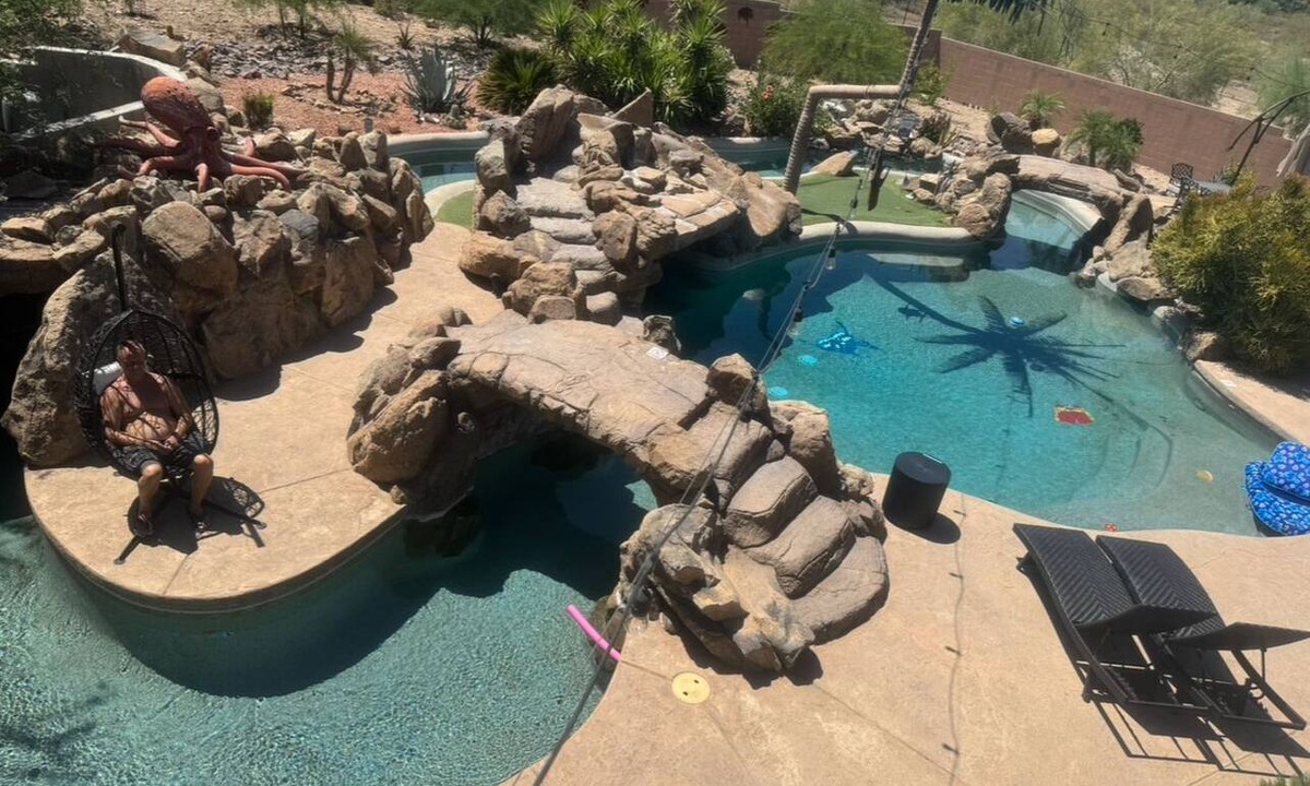 Anthem House | Legendary Desert Oasis -Heated Pool + Spa -Golf -Luxury 5BR Retreat Sleeps 12