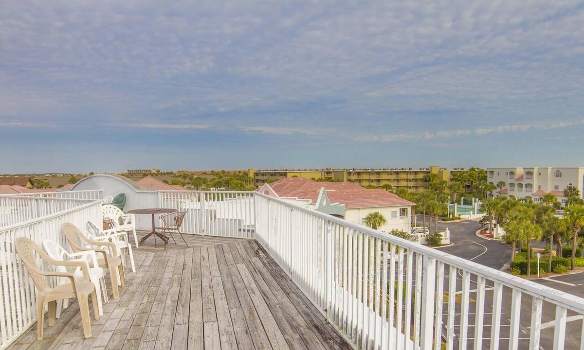 Butler Beach Condo | Oceanfront Resort ~ 3 Pools ~ Excellent Location
