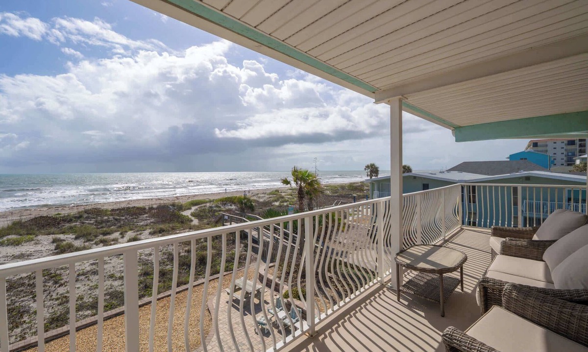 Crescent Beach Condo | Oceanview I 3rd FL I Quiet Beach Escape I Beach