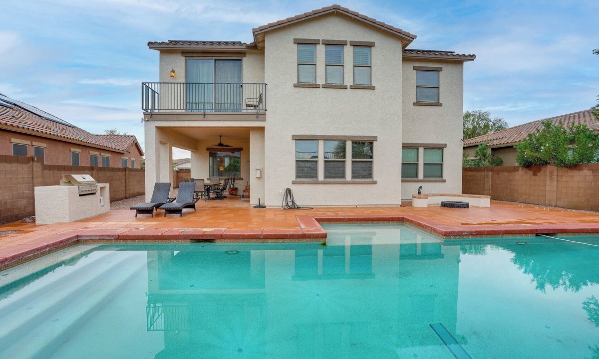 Montecito in Estrella House | Pool, Views & Ample Space! Sunny Goodyear Retreat