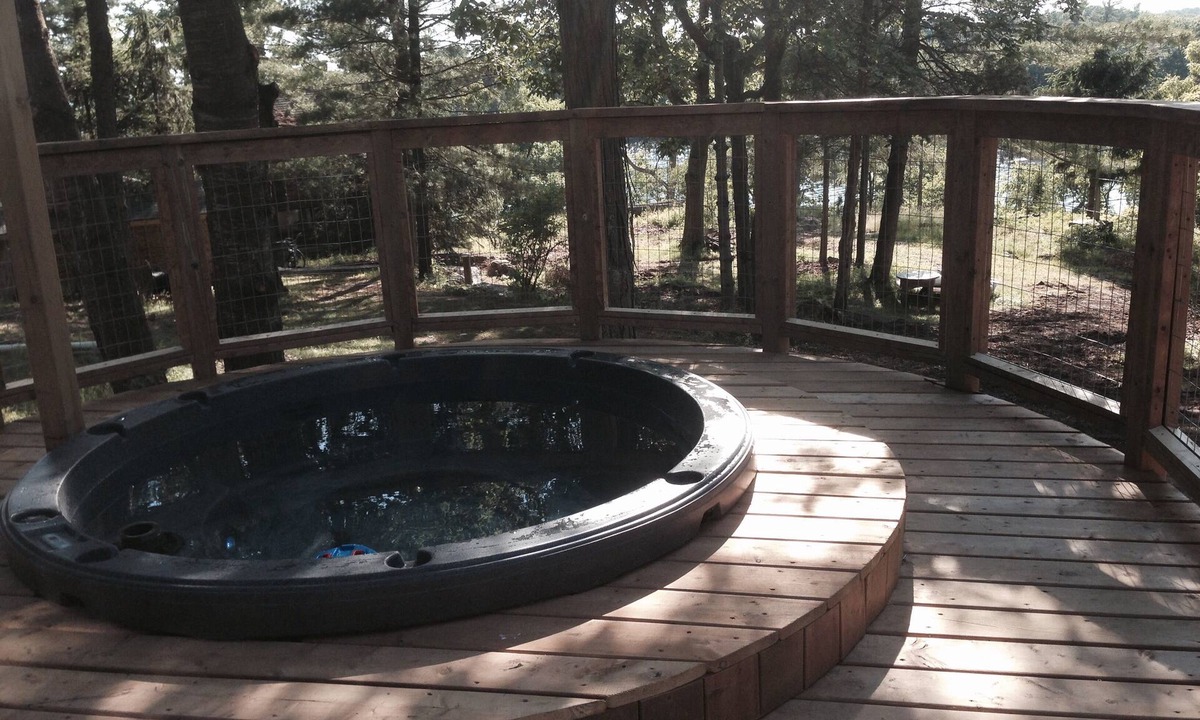 Lansdowne Cottage | Riviera - A gathering spot