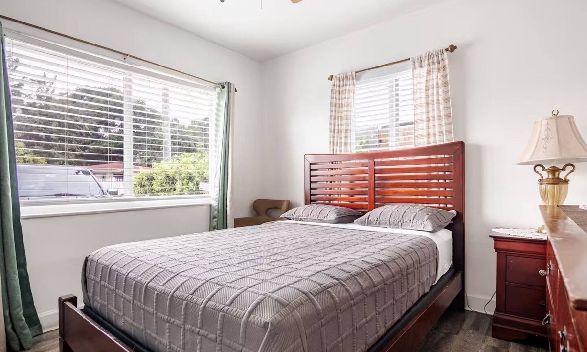 Allapattah House | Spacious Duplex Near MIA & Port