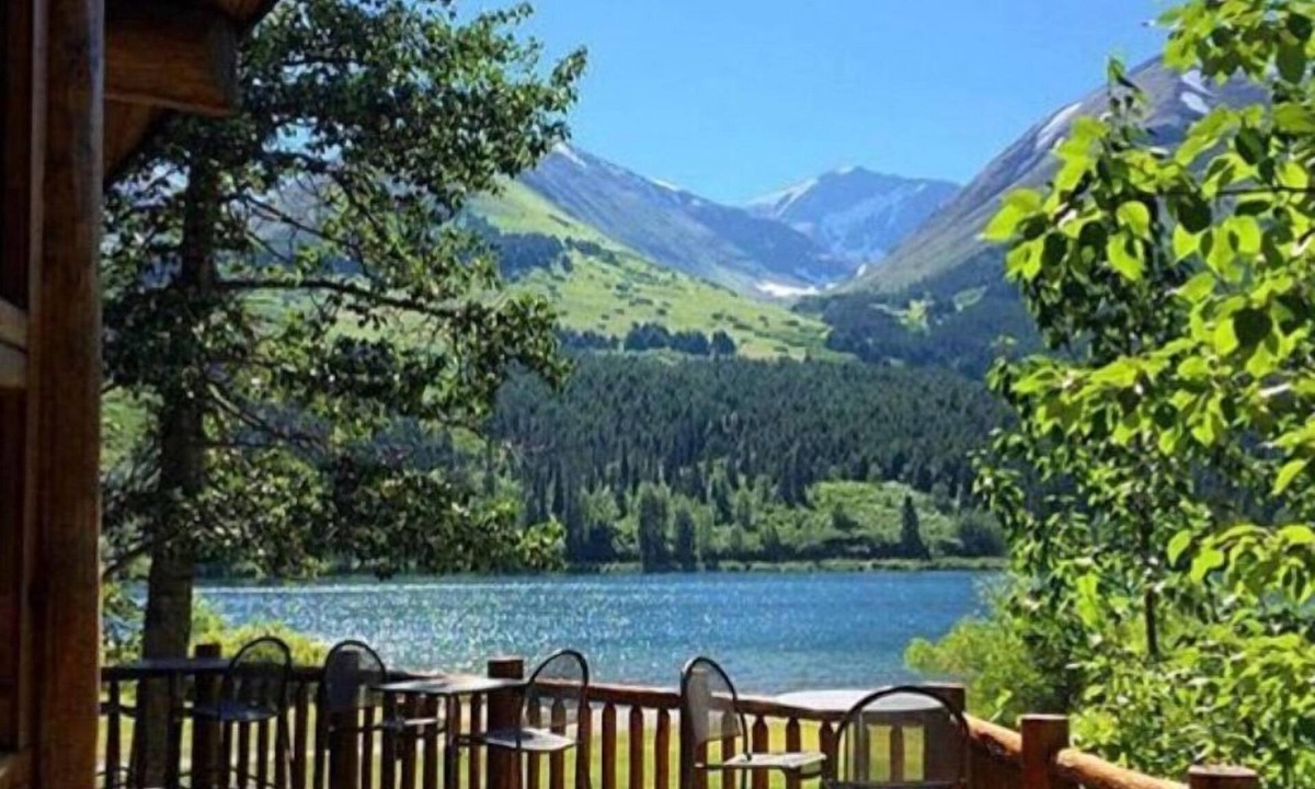 Moose Pass Cabin | Summit Lake Lodge