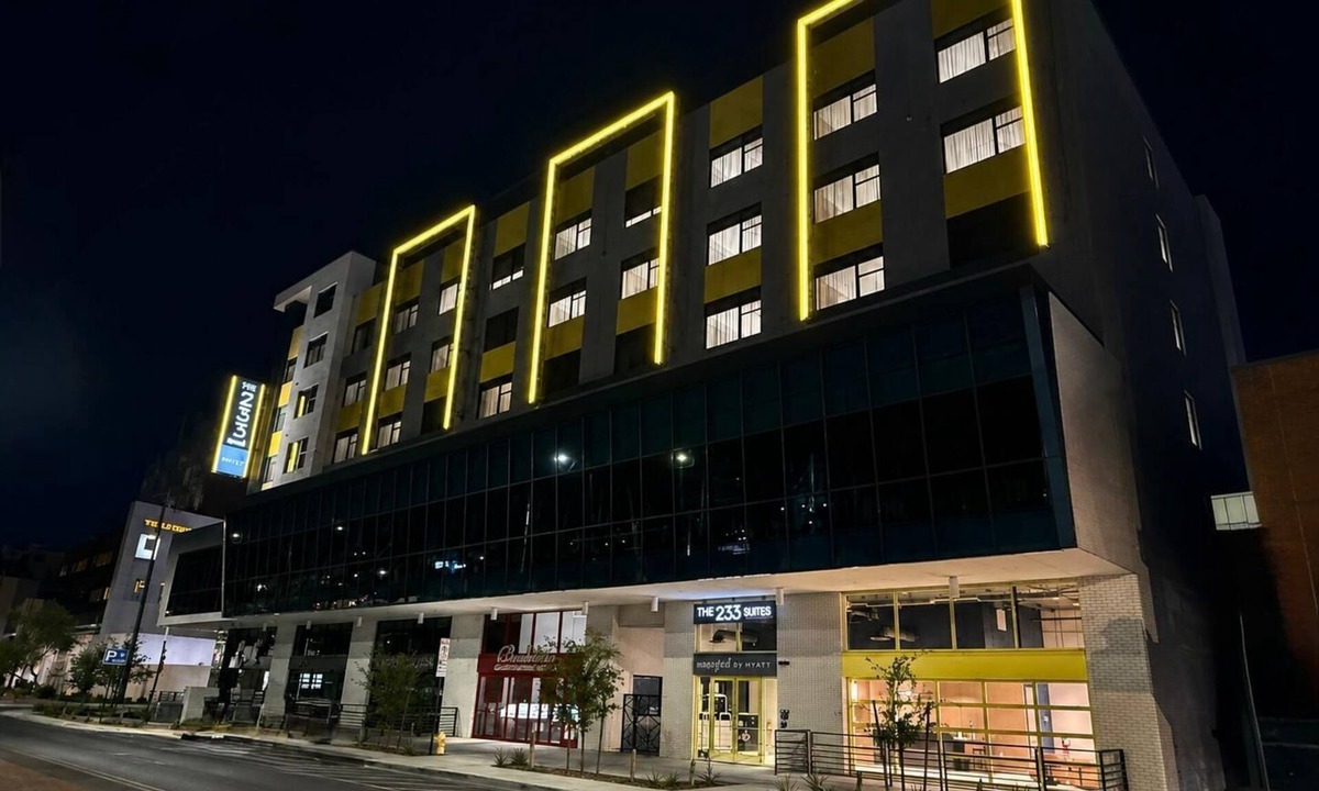 Mesa Hotel | The 233 Suites Unscripted by Hyatt