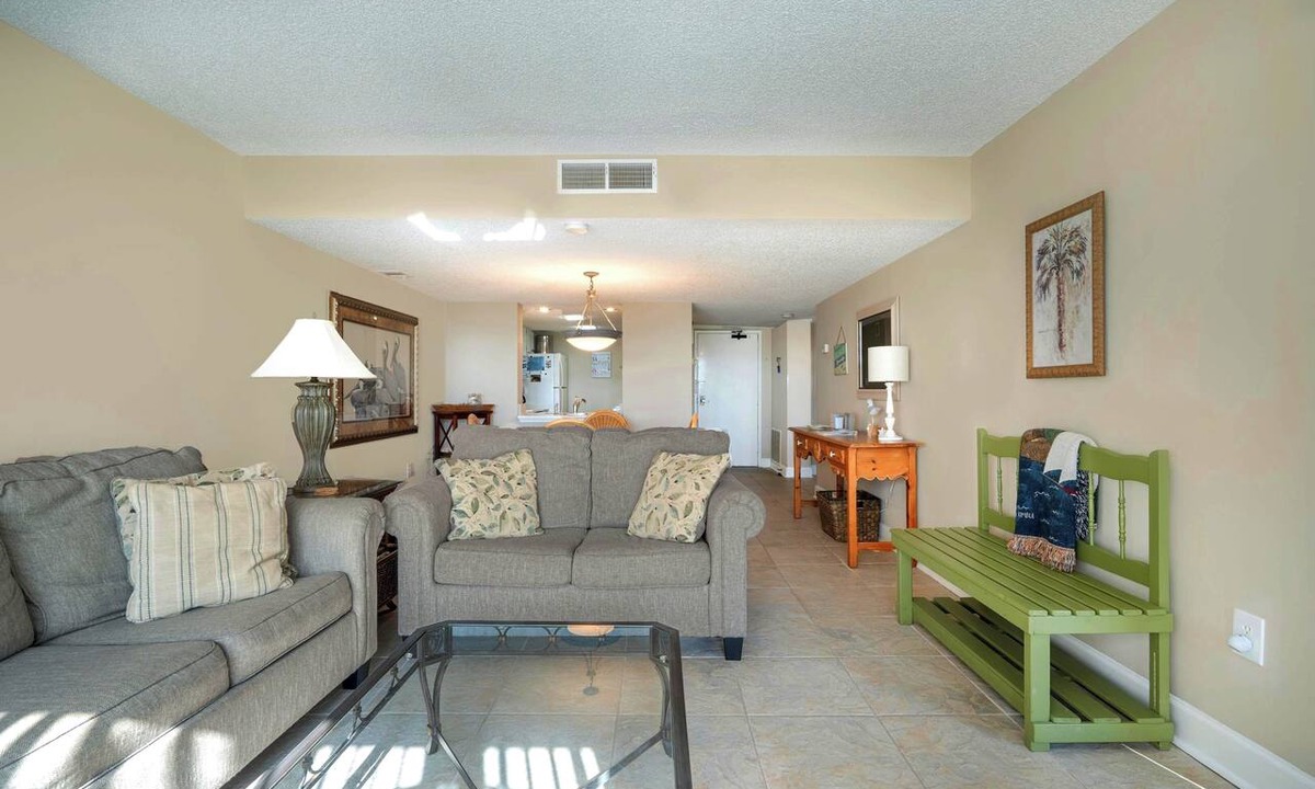 Amelia City Condo | The Perfect Getaway - Steps to Beach and Pool!