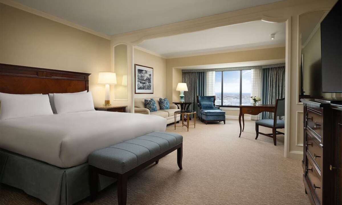 Rio Grande Hotel | Tower 1 King, Little America Hotel, Indoor Pool, Near Temple Square