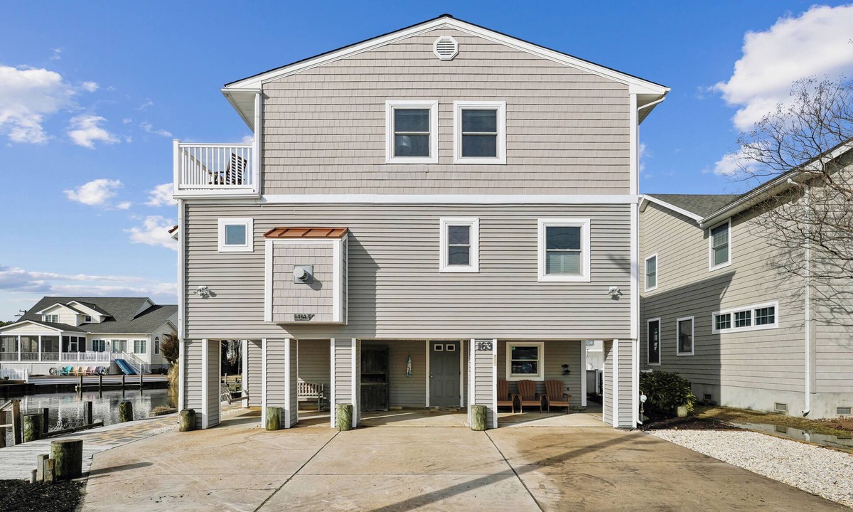 South Bethany Harbor House | Waterfront 5 bedroom vacation retreat in South Bethany