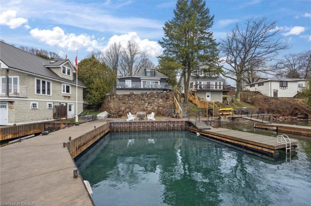 Ivy Lea House | Waterfront Oasis in the Heart of 1000 Islands Gananoque, Ontario, Canada