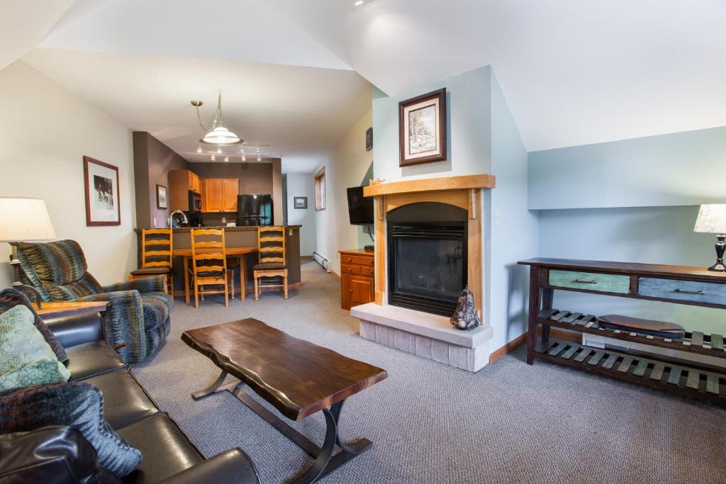 Winter Park Apartment | Zephyr Mountain Lodge, Condo - 2 bedroom Continental Divide Views Select Rated Condo 2608