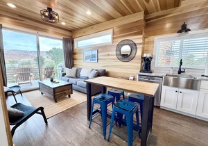 Modern Tiny Cabin Near Grand Staircase Utah