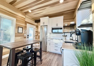Modern Tiny Home Near Grand Staircase Utah