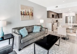 Stay near Metro! Kitchen, Pool & Spa | nr Downtown & Parks