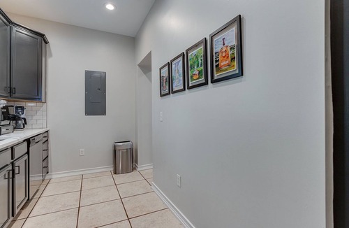 Lexington House | 2 Miles to UK-Downtown Lex + Close to Restaurants + Top Location & Neighborhood