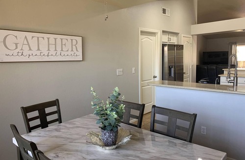 East Mesa House | 3 King Beds, Heated Pool!