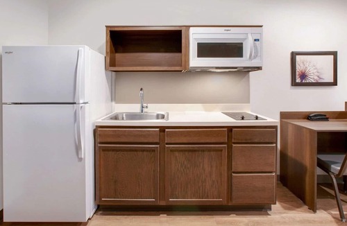 Greenbelt Hotel | 4 Comfortable Units w/Cooking Space Minutes from Maryland Landmarks