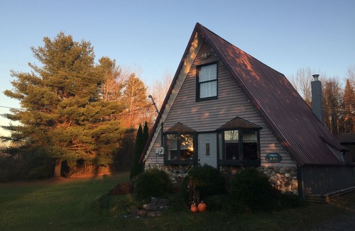 Gloversville Cottage | A-framed Adirondack cottage near Great Sacandaga Lake