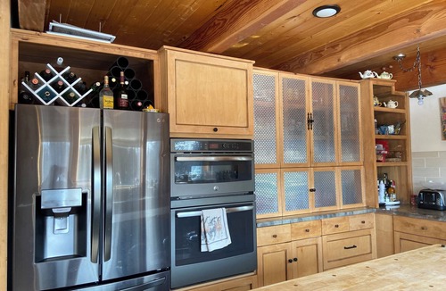 Anchor Point House | Alaskan Timberframe Retreat, Family-sized, Panoramic Views, Fire Pit & Privacy