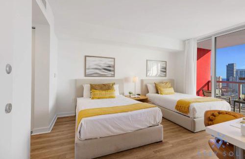 Hallandale Beach Hotel | Amazing Studio Near the Beach