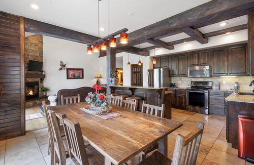 Lampe House | Angler's Getaway Boat Slip + Top Fishing Access with 4Bed Lakefront Home