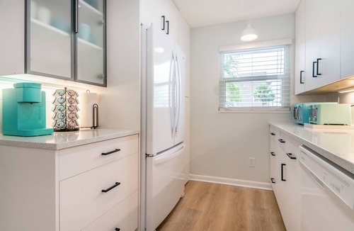 New Smyrna Beach Condo | BEACHFRONT COMPLEX FULLY RENOVATED 2025 2 BED 2 BATH 2 POOLS & 2 KIDDIE POOLS