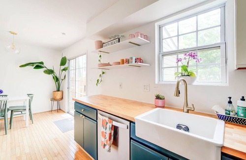 North Beach House | Beachside Oasis with Beach Passes & King Suite by A Haven Away