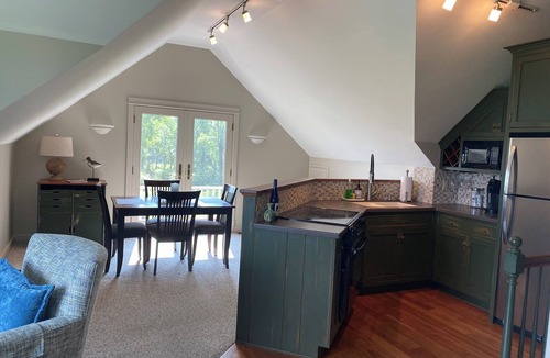 Town of Benton Ski Chalet | Beautiful Seneca Lake Chalet with stunning lake and Pond views