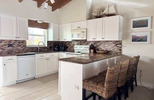 Key Colony Beach House | BEST! 2BR/2BA/w Private Pool. 37.5" Dockage/Voted BEST Backyard in KCB 11th ST.
