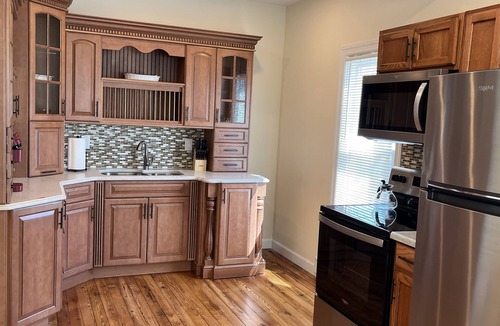 Oneonta Apartment | BigWave 1 -Total reno 1st fl, near ASV & Colleges