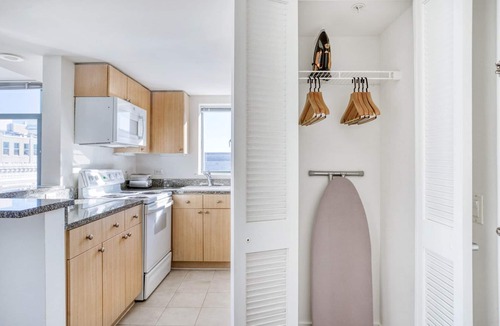 Penn Quarter Apartment | Bright Penn Quarter 1BR w/W/D & Gym, 2 blocks to Metro, by Blueground
