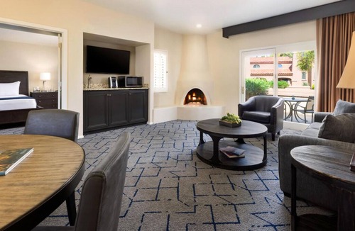 South Scottsdale Resort | Bring the Whole Family to this Desert Hideaway! 3 Modern Units, Pet-Friendly