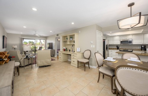 Paradise Valley Village Condo | CASA PACO/Golf Course Steps Away