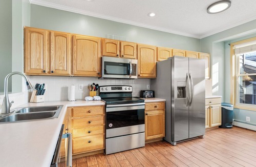 Wildernest House | Centrally Located Silverthorne Condo Near Ski Areas & Local Activities!