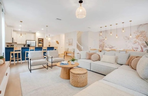Davenport House | ChampionsGate Oasis - Pool, Hot Tub, Game Room + Themed Bedrooms, Near Disney!