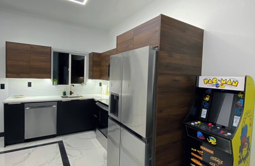 West Valley City House | Charming 2-bedroom house with AC, WiFi in delightful West Valley City