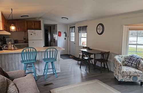 St. Johnsville House | Charming 2-bedroom Country Side Retreat with WiFi in rural Fort Plain, NY area.