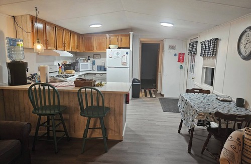 St. Johnsville House | Charming 2-bedroom Country Side Retreat with WiFi in rural Fort Plain, NY area.