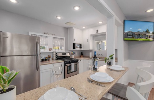 Camelback East House | Charming Bungalow in the heart of Phoenix/Biltmore area.