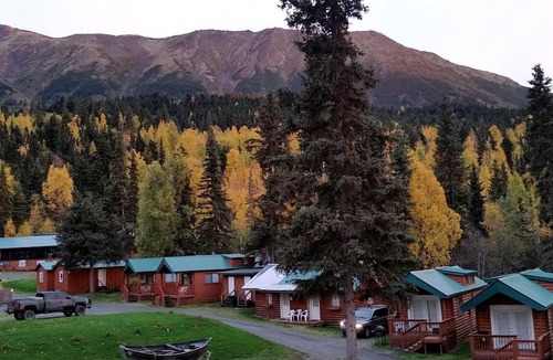 Cooper Landing Cabin | Charming Family-Friendly Cabin with a Loft Along the Kenai River, Alaska