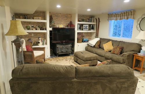 Sandy House | CHRISTMAS In Paradise! Little Cottonwood SkiHome Alta Snowbird Solitude Brighton