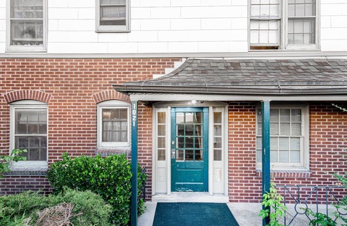 East Central Apartment | Classy 1BD near U of U - 1 mile/fast WI-FI