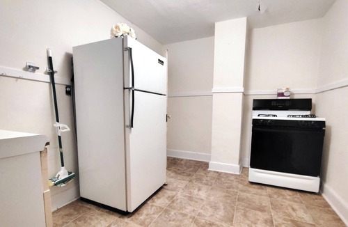 Binghamton House | Comfy and cozy 2-bedroom house with ACs, full kitchen, easy ride to BU, downtown